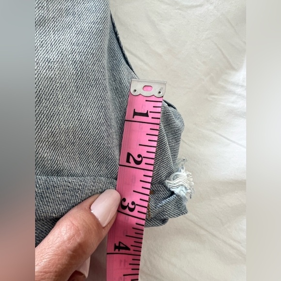 One Teaspoon | Women’s 26 Chargers Button Fly Jean Shorts Distressed Relaxed - Picture 7 of 8